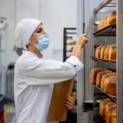 Trabajador de Producción (Fabrica de pan)